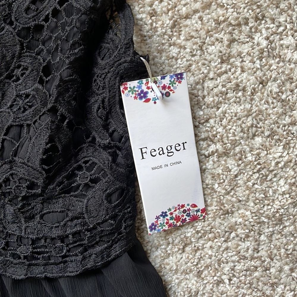 Black Top with lace detail. Adjustable straps. Size Small - Picture 4 of 6